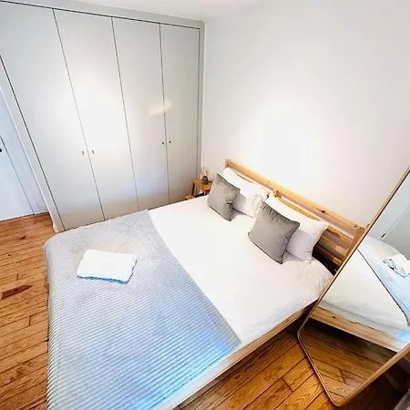The Estrela House - No 107 - 2D - Comfort Two-Bedroom Apartment *