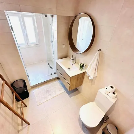 The Estrela House - No 107 - 2d - Comfort Two-bedroom *